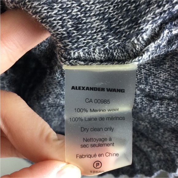 T Alexander Wang Merino Wool Raw Edge Ribbed Gray Button Front Cardigan Medium - Picture 9 of 9